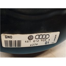 AUDI A8 Fékrásegítő