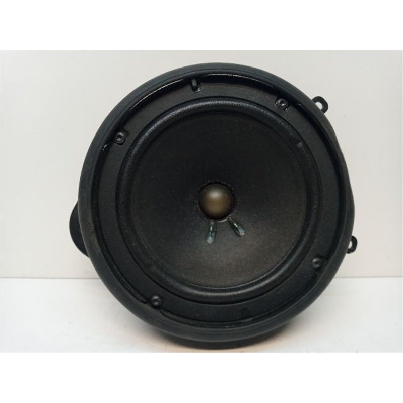 AUDI A8 Jobb hátsó Hangszóró