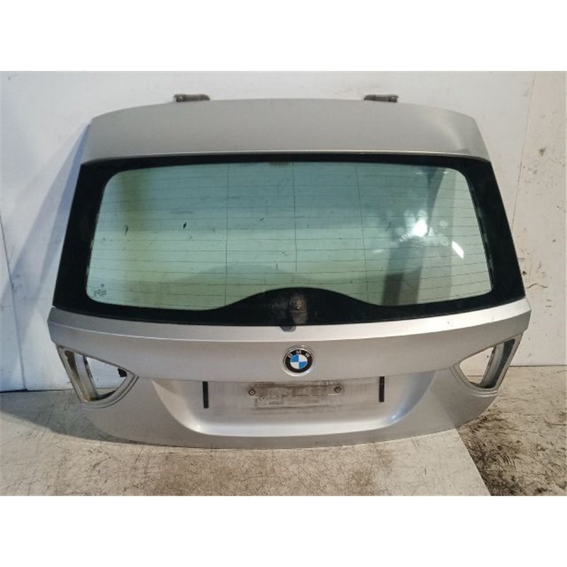 BMW 3 E91 Csomagtérajtó (Részeivel)