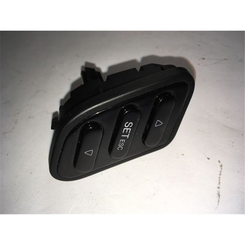 ALFA ROMEO GIULIETTA Kapcsoló (Magában)