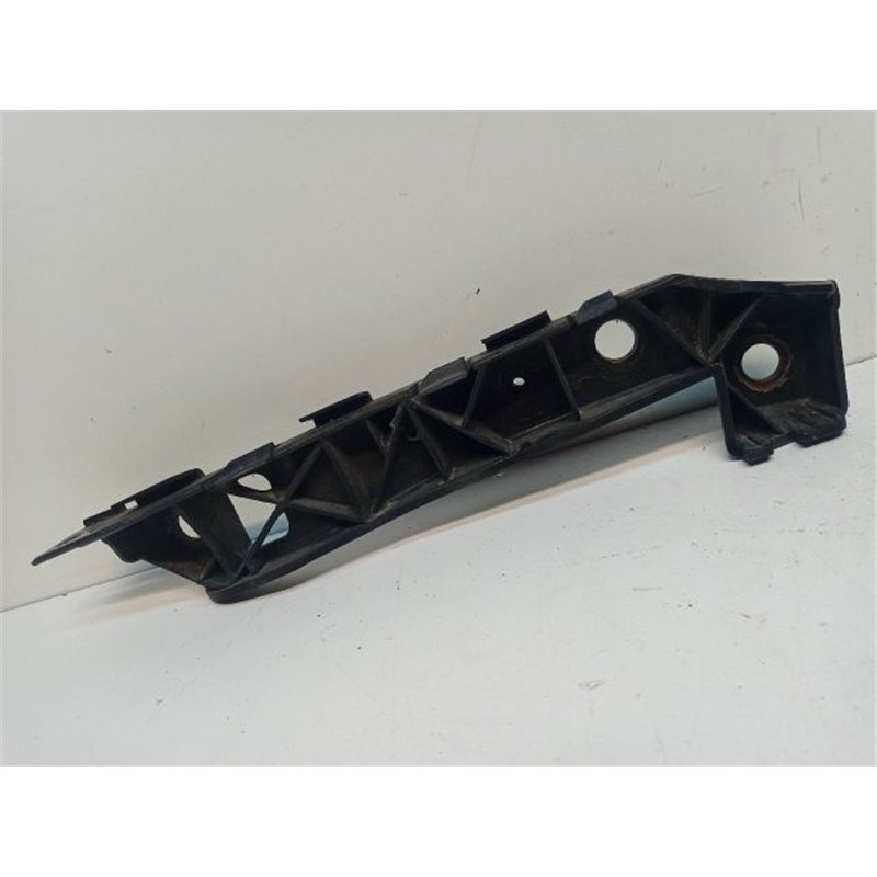 KIA CEED Jobb első Oldal Lökhárító Tartó (Műanyag)