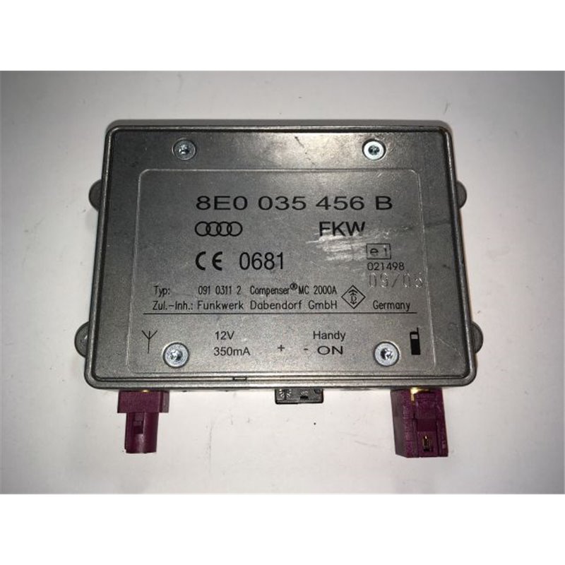 AUDI A6 C6 Antenna Erősítő