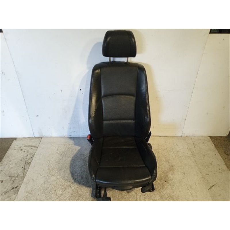 BMW 1 Jobb első Ülés