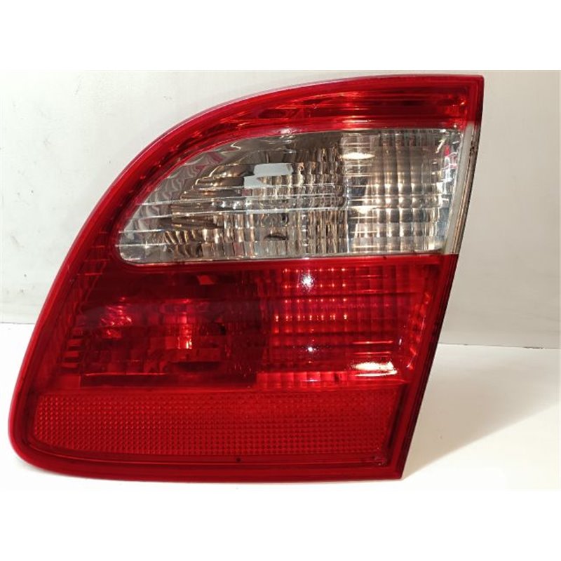 MERCEDES-BENZ E-CLASS Jobb Belső Hátsó Lámpa