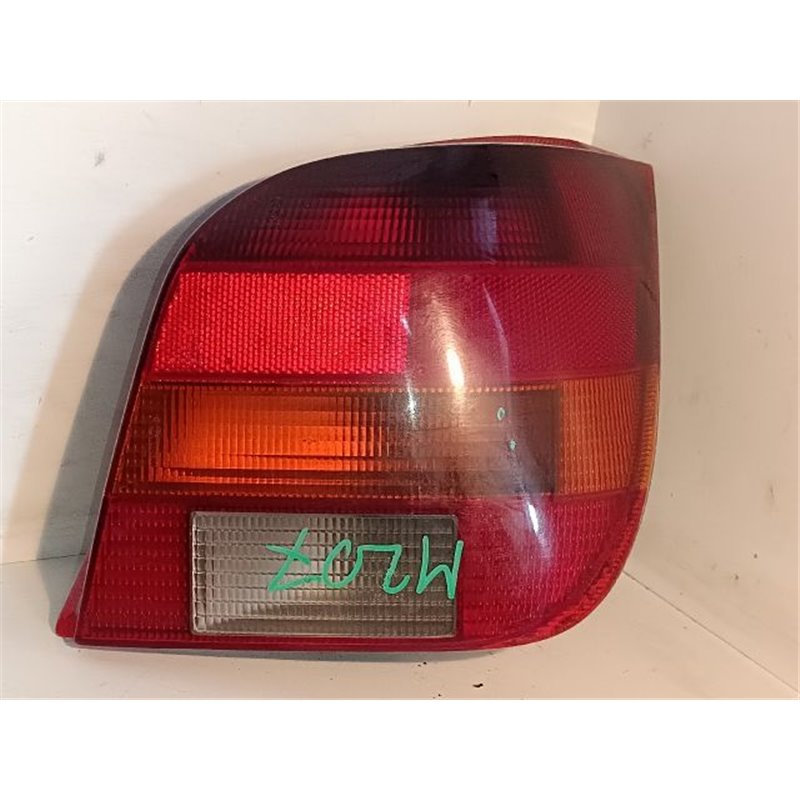 FORD FIESTA III Jobb Hátsó Lámpa