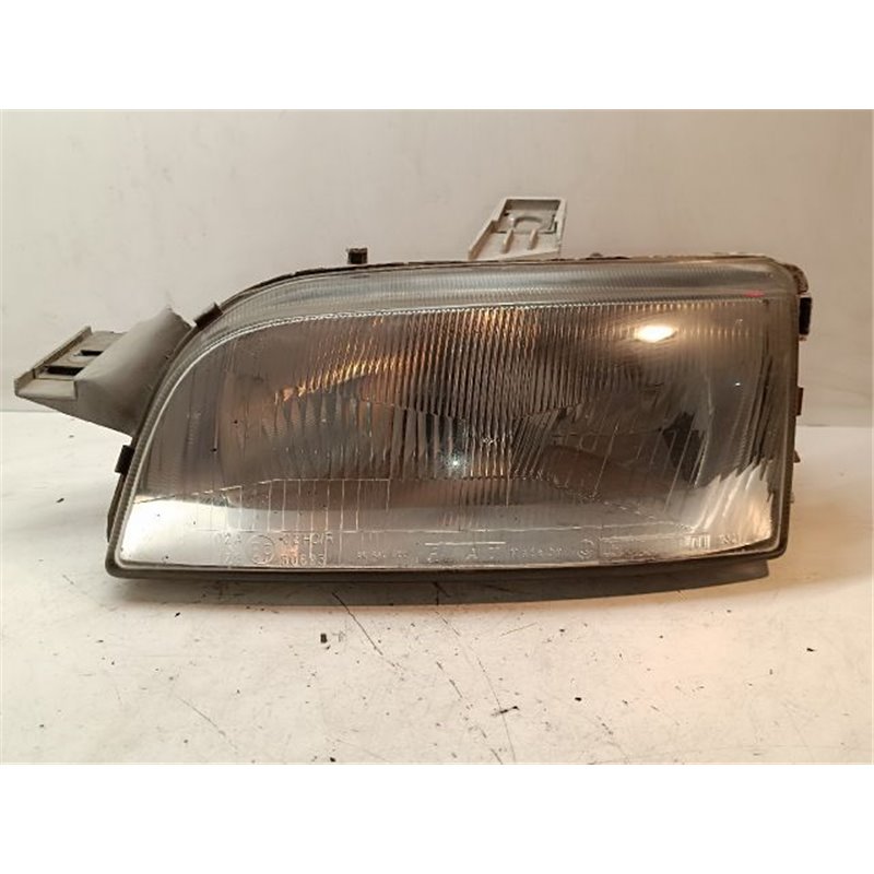 FIAT PUNTO I Bal Fényszóró