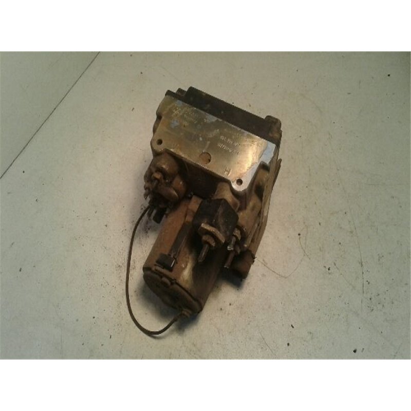 MERCEDES-BENZ E-CLASS (W210) ABS / ABR / ESP Pumpa