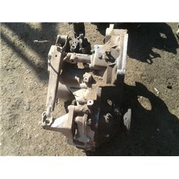 VW PASSAT (3A2, 35I) Váltó (Mechanikus)