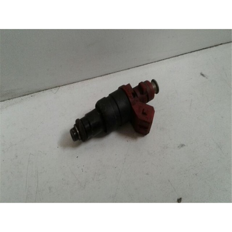 MERCEDES-BENZ C-CLASS (W202) Porlasztó (1 db)