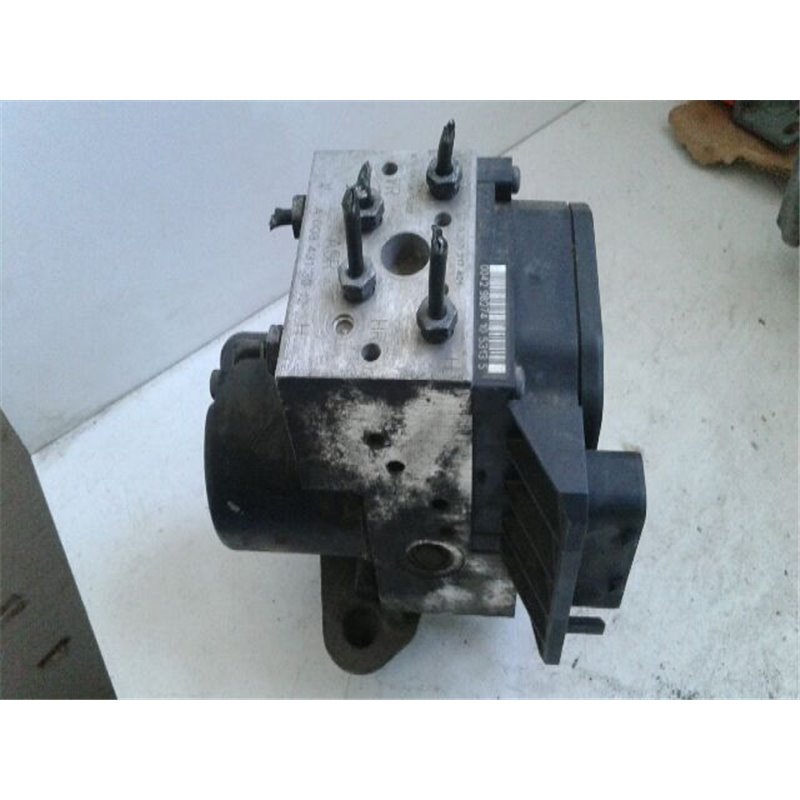 MERCEDES-BENZ E-CLASS (W210) ABS Kocka