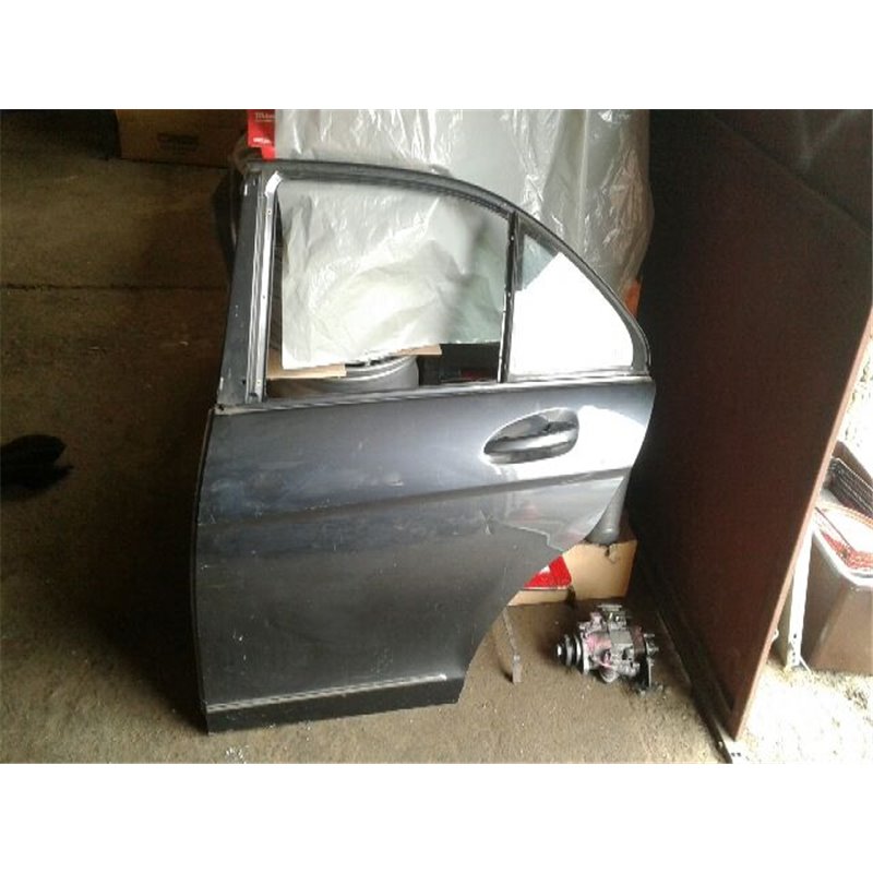 MERCEDES-BENZ C-CLASS (W204) Bal hátsó Ajtó (Részeivel)