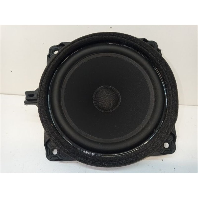 HYUNDAI i40 Bal hátsó Hangszóró