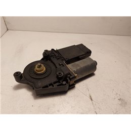 VW PASSAT (3B3) Jobb első Ablakemelő Motor