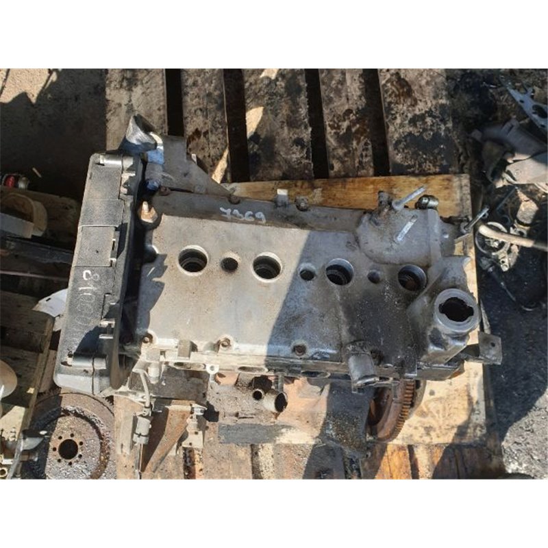 LADA 112 Motor (Fűzött blokk hengerfejjel)