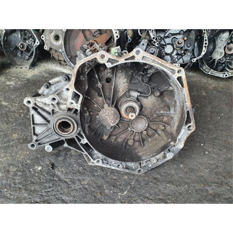 OPEL VECTRA C Kombi Váltó (Mechanikus)