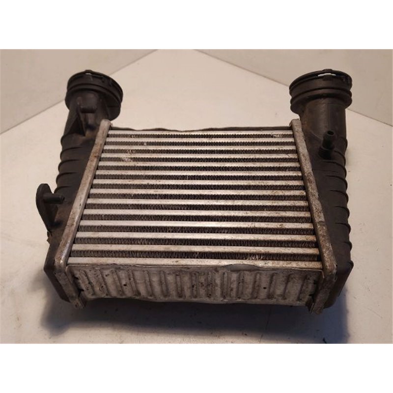 VW PASSAT (3C2) Intercooler