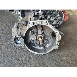 VW PASSAT (3A2, 35I) Váltó (Mechanikus)