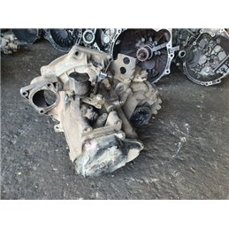 VW PASSAT (3A2, 35I) Váltó (Mechanikus)