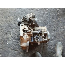 VW PASSAT (3A2, 35I) Váltó (Mechanikus)