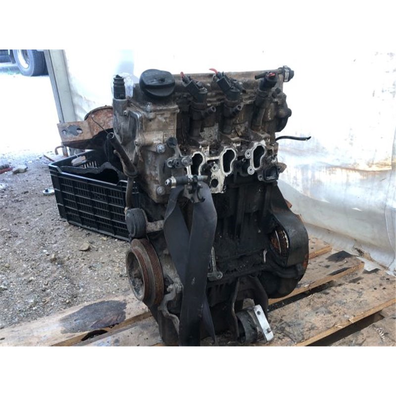 SMART FORTWO Cabrio (450) Motor (Fűzött blokk hengerfejjel)