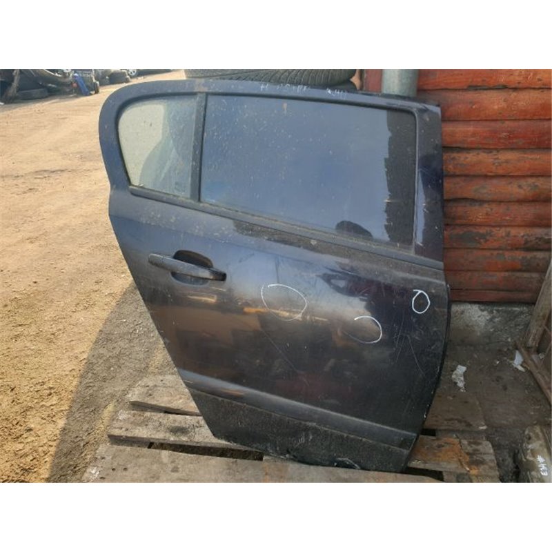 OPEL ASTRA H GTC Bal hátsó Ajtó (Részeivel)