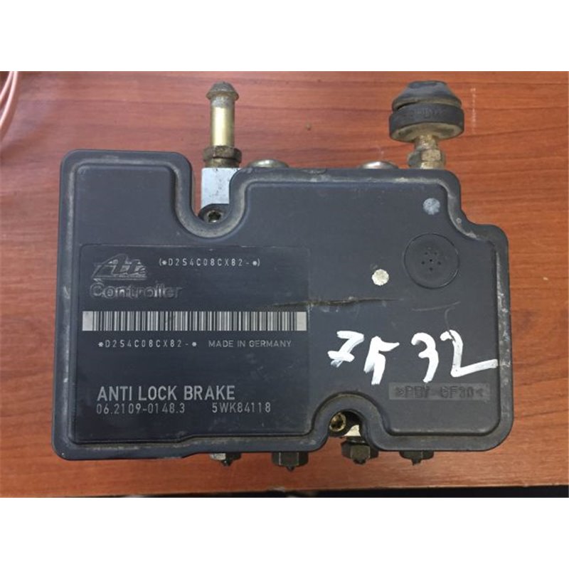 SUZUKI WAGON R PLUS (MM) ABS Kocka