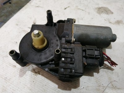 bontott ablakemelő motor AUDI A6 II (4B2, 4B4, C5) R/187#4506 raktárazonosítóval