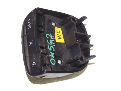 bontott rádió vezérlő kapcsoló CHEVROLET LACETTI (J200) 307/GY04562 raktárazonosítóval