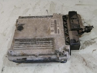 bontott --->motorvezérlő egység VW GOLF V (1K1) R/221#4097 raktárazonosítóval