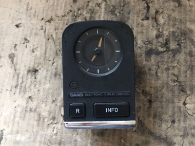 SAAB 9000 Óra (Időmérő)